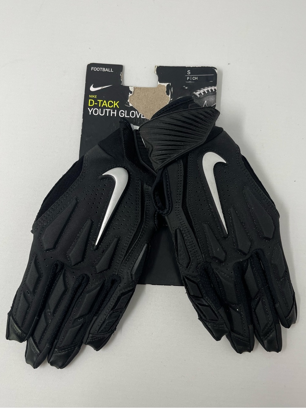 Nike D-Tack 6.0 Youth Small Padded Lineman Football Gloves Black NWT S P CH